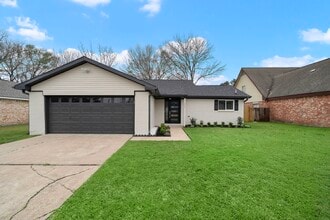 Building Photo - 18006 Autumn Hills Dr