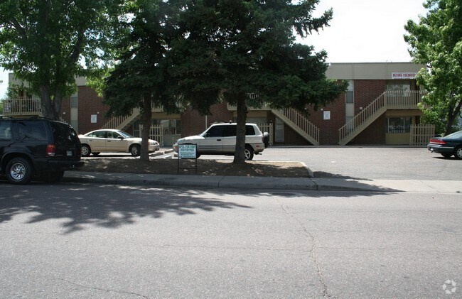 Building Photo - Hernandez Apartments