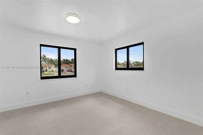 Building Photo - 9360 SW 16th St