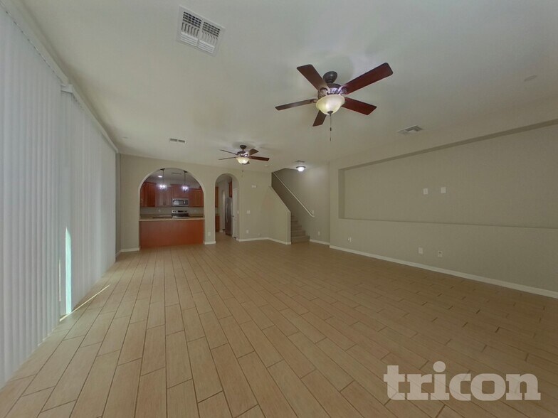 Building Photo - 12509 W Via Dona Rd