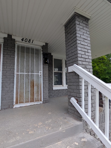 Building Photo - 4081 E 104th St