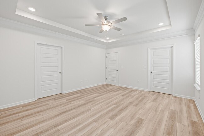 Building Photo - 326 Red Tail Dr