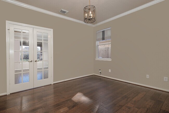 Building Photo - 138 Oriel Oaks Cir