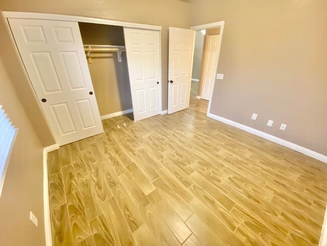Building Photo - CHARMING CONDO IN DESIRABLE WEST LAS VEGAS NEAR SUMMERLIN