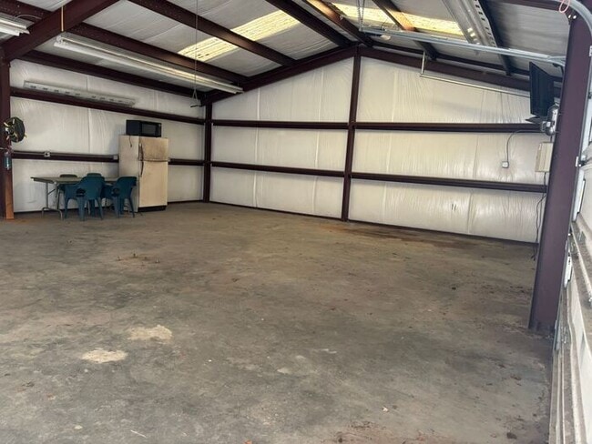 Building Photo - 4010 Legion Rd