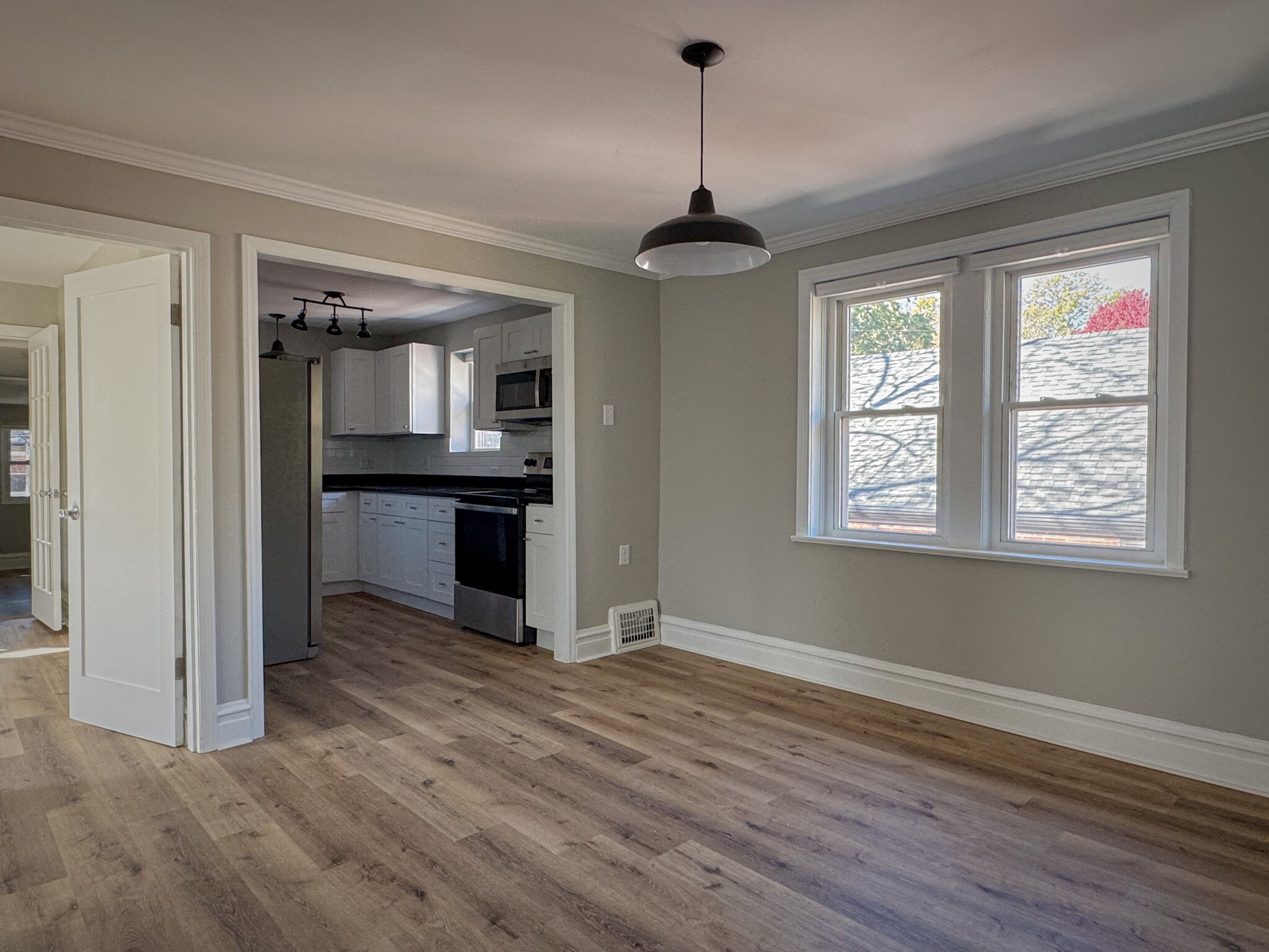 Building Photo - 7726 Arthur Ave