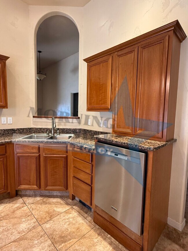 Building Photo - 3 Bedroom Energy-Efficient Home with Expansive Yard & Workshop!