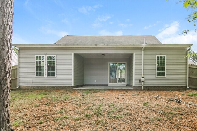 Building Photo - 3733 Blue Blossom Dr