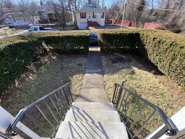 Building Photo - 614 Tesmore Pl