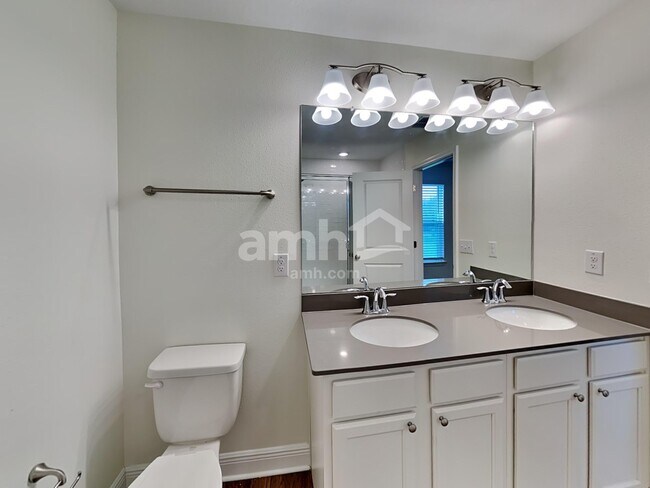Building Photo - 20379 Calla Lily Dr