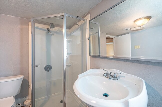 Building Photo - 1210 56th St