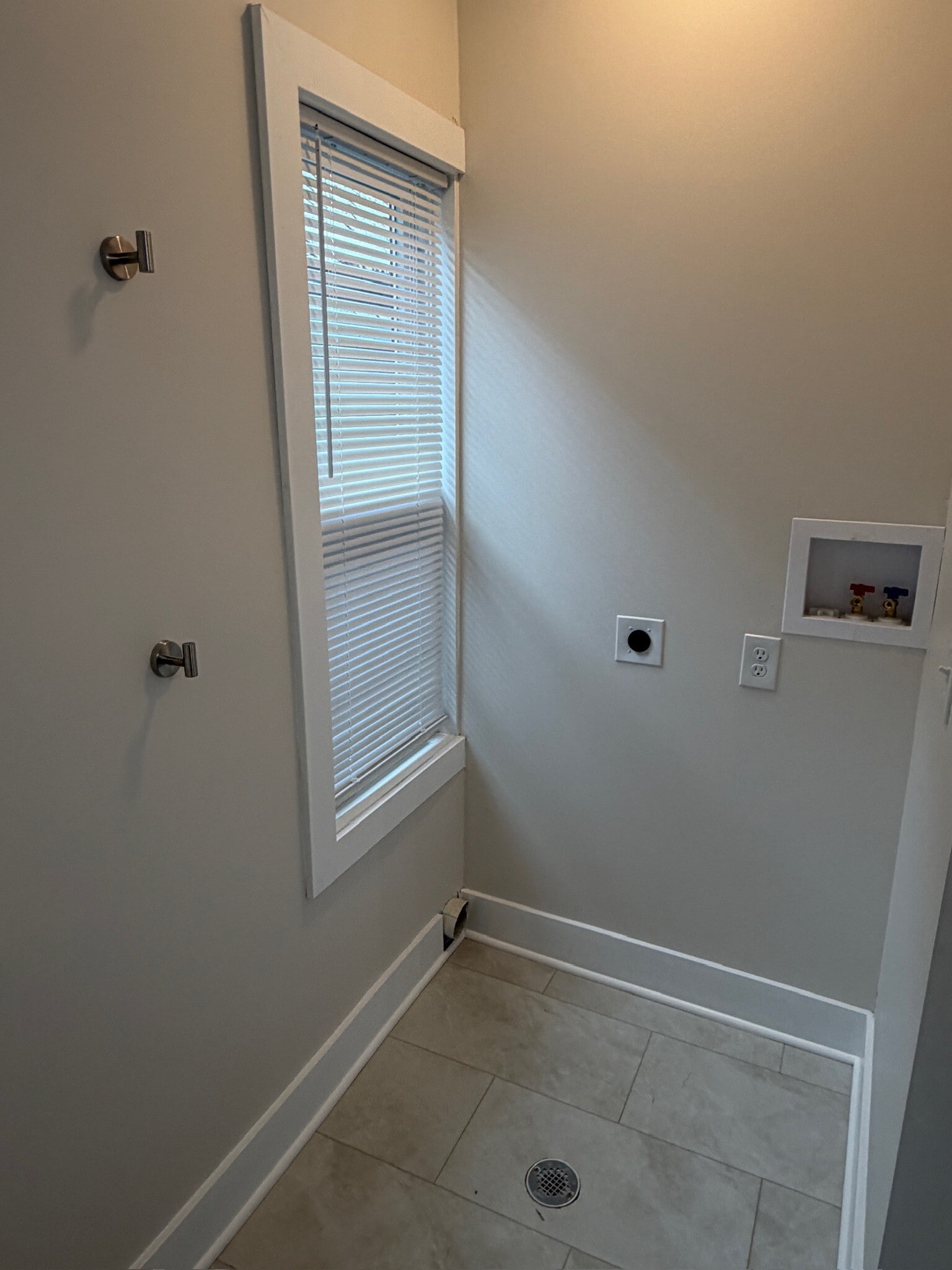 laundry (stacked machine can be provided for $50/mo) - 202 Vermont St