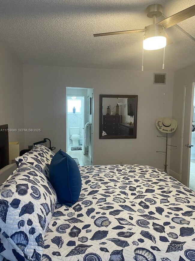 Building Photo - 1541 S Ocean Blvd