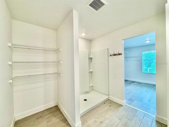 Building Photo - 38851 Opal Willow Ln