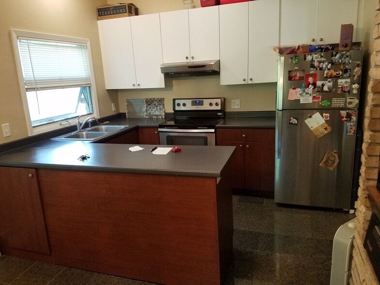 kitchen - 6116 France Ave S