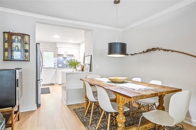 Building Photo - 7924 Royal Ln