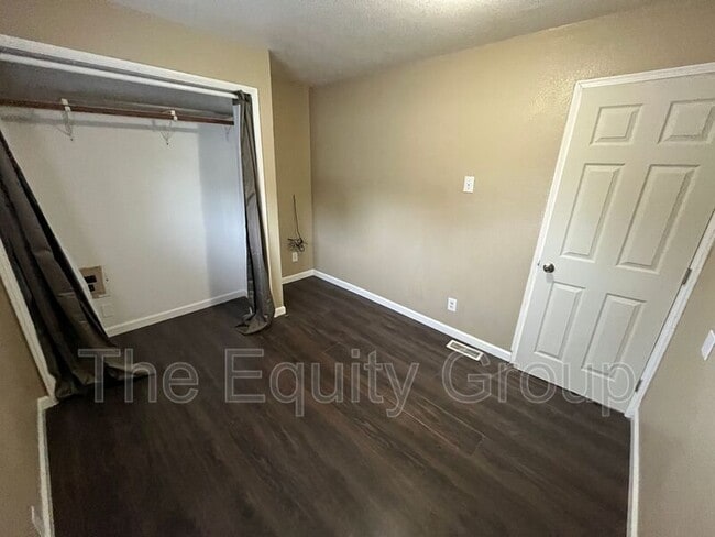 Building Photo - 19014 Ave 146