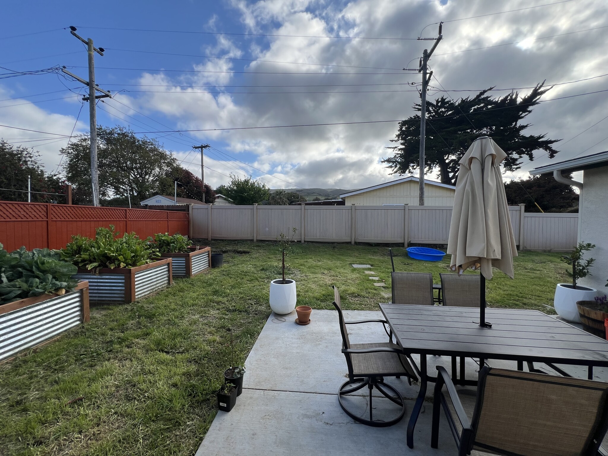 Building Photo - 1609 Huasna Dr