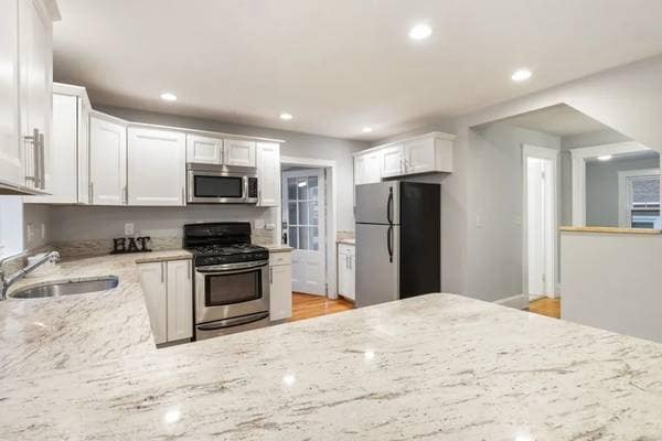 Building Photo - 23 Fessenden Rd