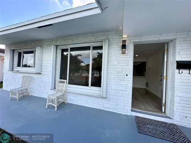 Building Photo - 4510 NW 49th Dr