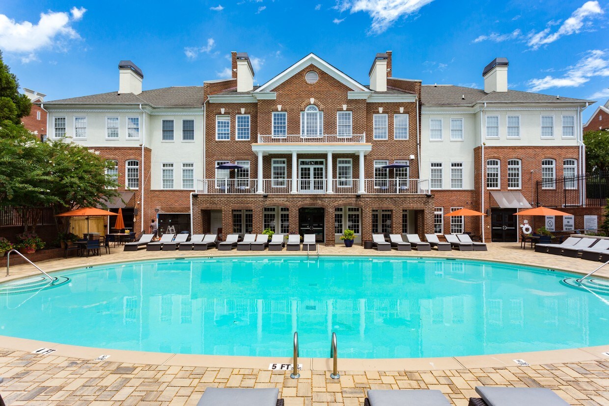 The Manor At Buckhead Atlanta Ga Apartment Finder