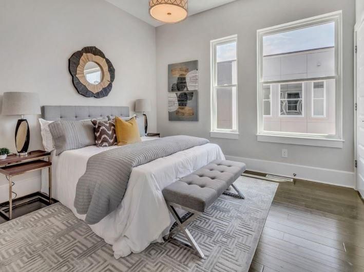 Building Photo - 456 Parkway Dr NE