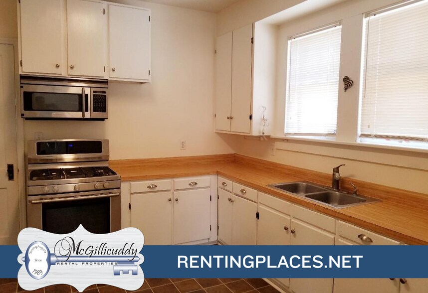 Building Photo - 1509 Troupe St