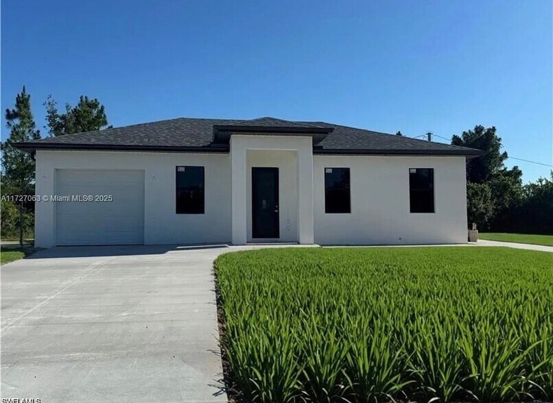 Building Photo - 1028 Eubanks St