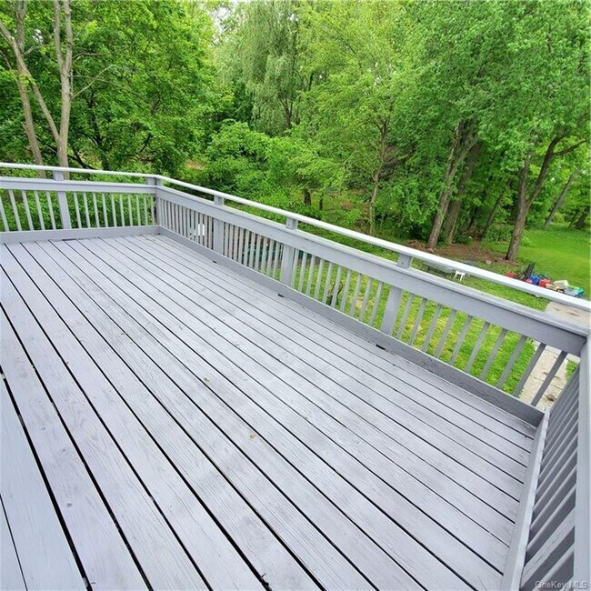 Building Photo - 32 Bircher Ave