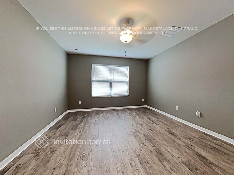 Building Photo - 35780 Jenny Lynne Cir