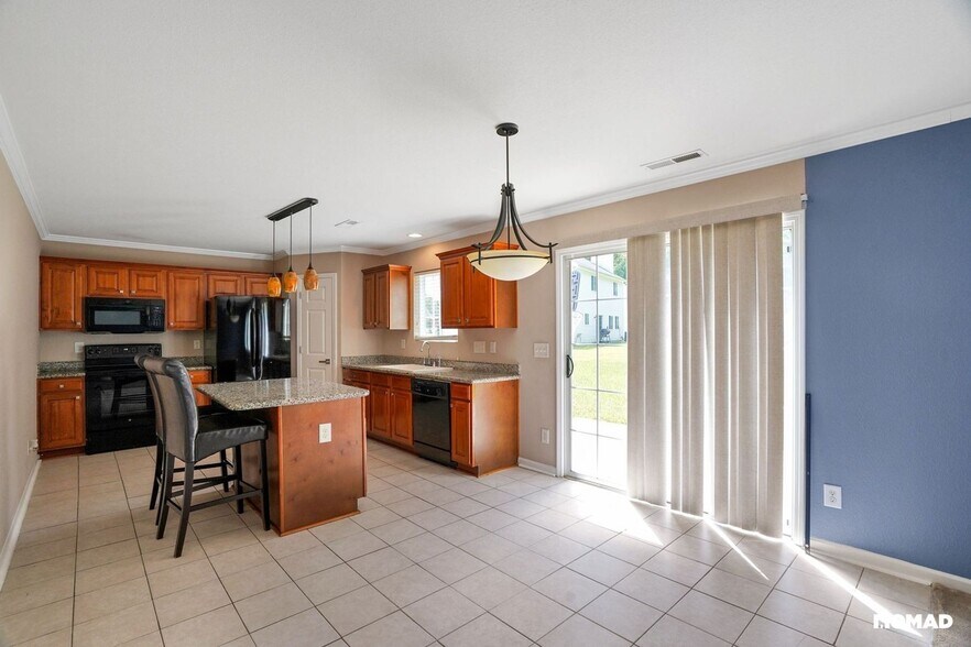 Building Photo - 312 Walnut Crossing Dr