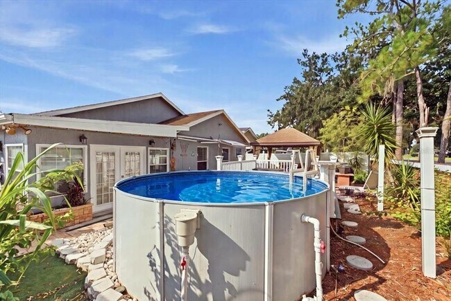 Building Photo - 2976 Stillwater Dr