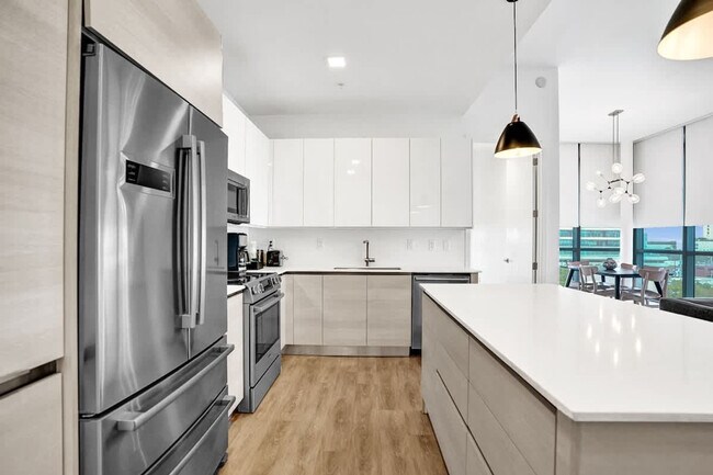 Building Photo - 1220 17th St