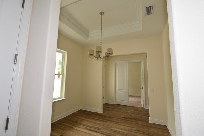 Building Photo - 12120 Lyndell Plantation Dr