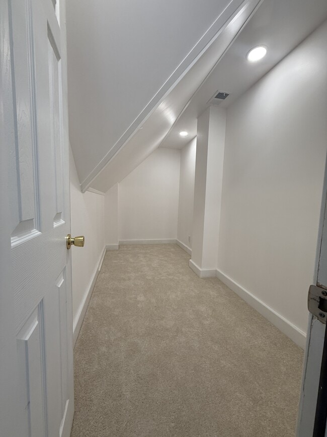 Building Photo - 101 Patrick Dr