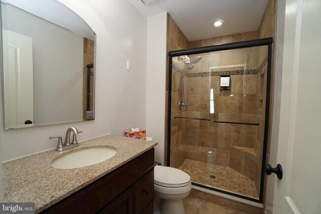 Building Photo - 2000 Harvard Dr