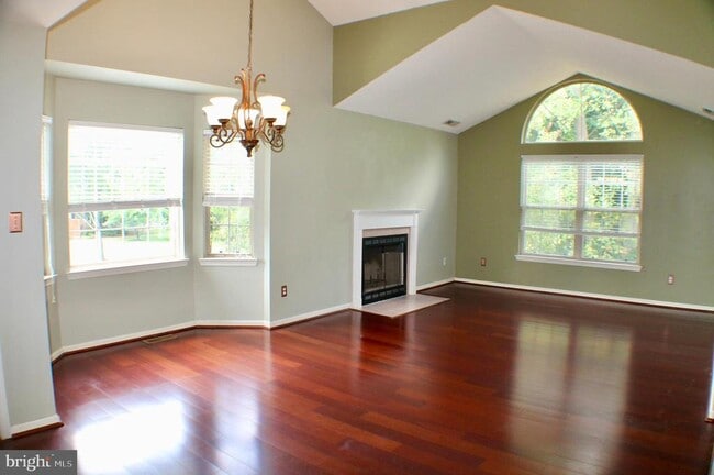 Building Photo - 3604 Waltham Ct