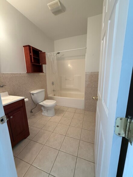 Bathroom 1 - 15 Imlay St