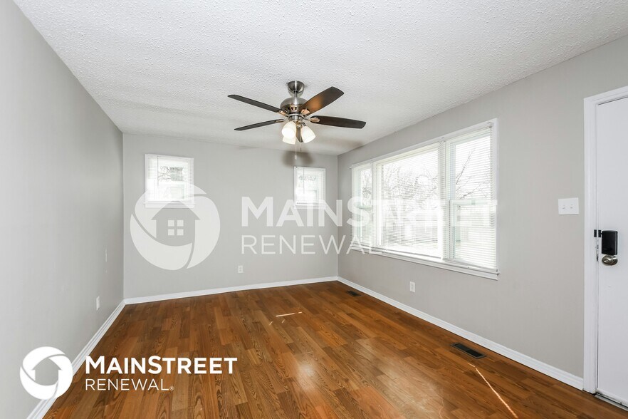 Building Photo - 5256 Skyline Ct