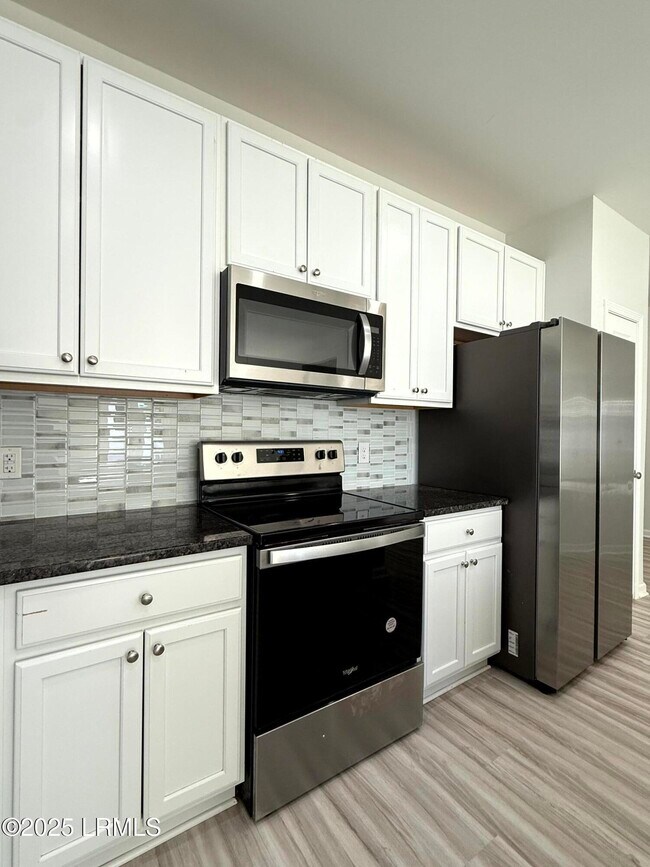 Building Photo - 1069 S Innovation Dr