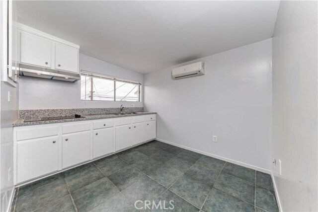 Building Photo - 11533 Lenmar St