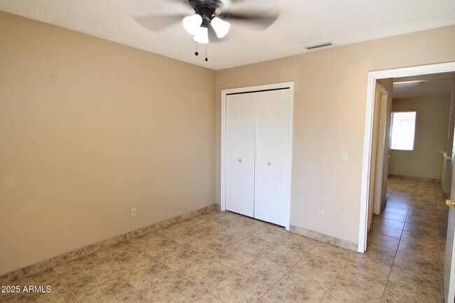 Building Photo - 4650 E Caballero St