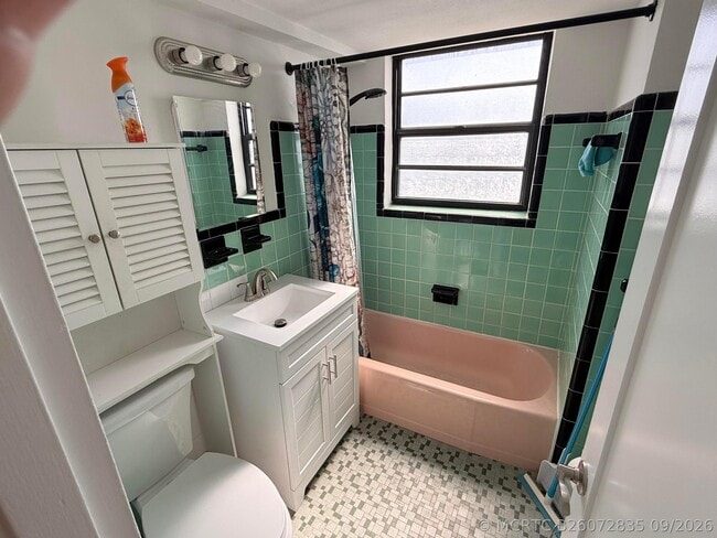 Building Photo - 6484 Indian Creek Dr