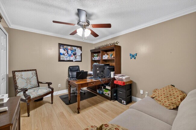 Building Photo - 3077 SE Galt Cir