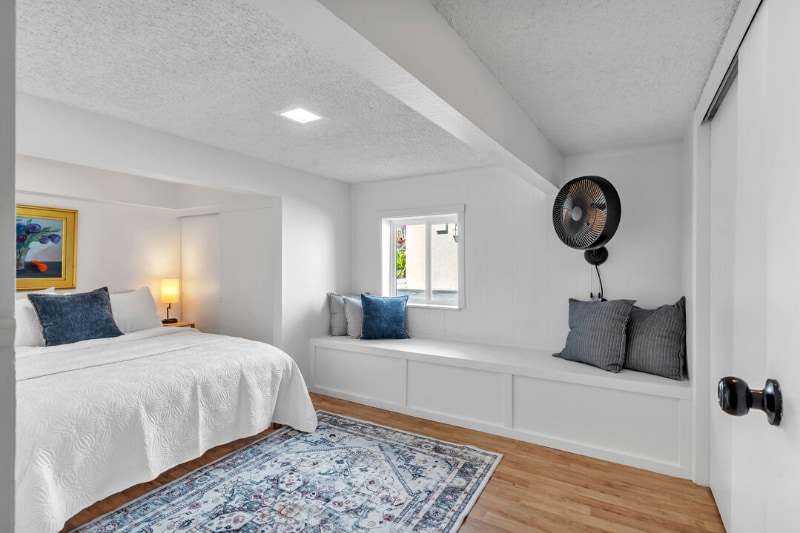 Building Photo - 3120 Emerson St