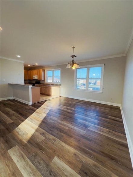 Building Photo - 5007 Towering Oaks Ave