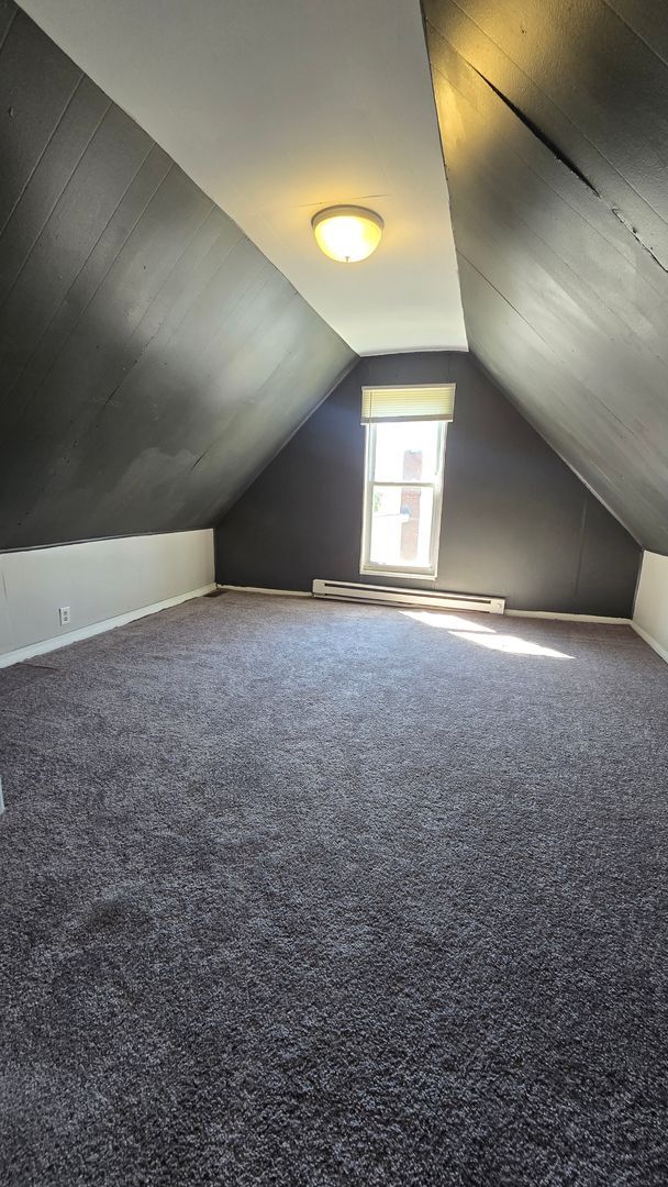 Building Photo - 3 Bed - 2 Bath Home, Muncie's North Side!