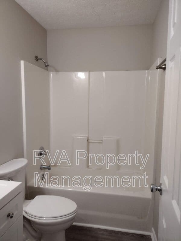 Building Photo - 6105 Varina Point Ln