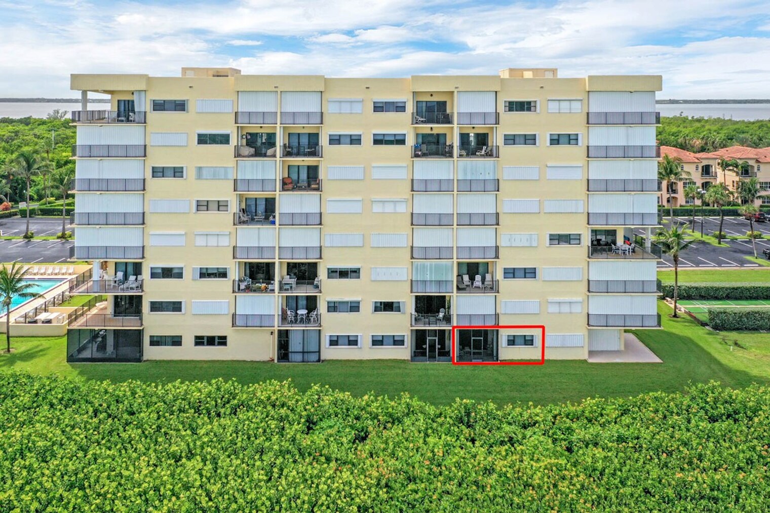 Building Photo - 7601 S Ocean Dr