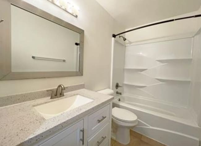 Building Photo - 706 Ouida Way